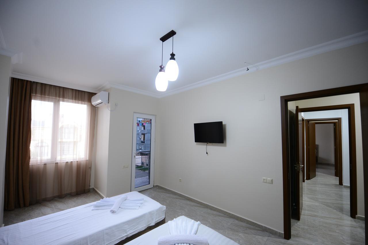 Family Hotel Batumi Ngoại thất bức ảnh